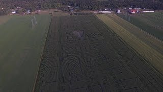 Le Grand labyrinthe de La Pocatière du haut des airs [upl. by Llenra]