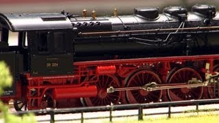 Eine der größten Spur H0 Modelleisenbahnen der Welt [upl. by Enytsirk]