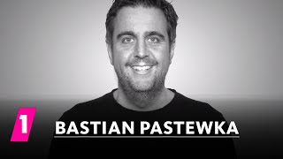 Bastian Pastewka im 1LIVE Fragenhagel  1LIVE [upl. by Tegdig]