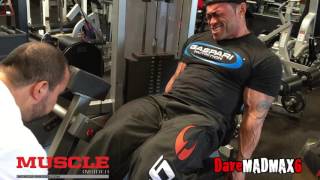 Hidetada Yamagishi trains legs  2016 Arnold Classic [upl. by Nellir]