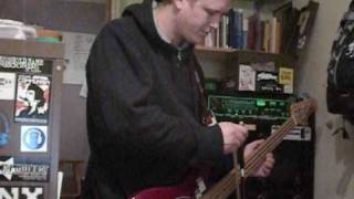 How to play an electric bass with a bowwmv [upl. by Giefer]