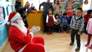 Big Class 3 Super Simple Songs Santas On His Way Christmas Open Day [upl. by Musetta384]