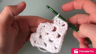 Carré basic au crochetgranny square [upl. by Hsur]