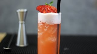 How to make a Strawberry Gin Fizz [upl. by Lombardi908]