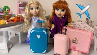 Elsa and Anna toddlers Packing for Vacation Disney Princess [upl. by Sapers573]