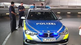 Streifenwagen der Polizei in Bayern werden blau [upl. by Winson]