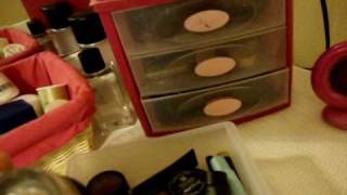 ♡ My Inexpensive Makeup Vanity ♡ [upl. by Earle]