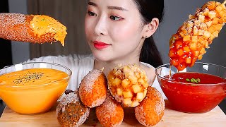 명랑핫도그 체다치즈소스 칠리소스 리얼사운드먹방CHEESY CORN DOG Extra Cheddar Cheese and Sweet Chili Sauce ホットドック Hotdog热狗 [upl. by Fredrick]