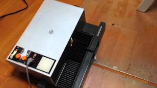 Rollei 35mm slide projector [upl. by Harl257]