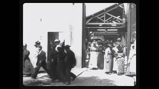 La Sortie de lUsine Lumière à Lyon Workers Leaving the Lumiere Factory 2 1895 Louis Lumiere [upl. by Alrich]