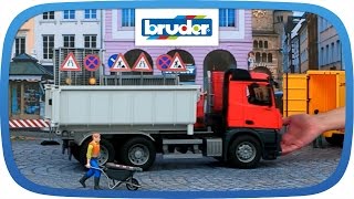 MercedesBenz Arocs LKW mit Abrollcontainer  03622  BRUDER Spielwaren [upl. by Iderf972]