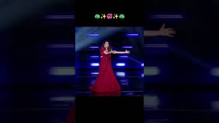 Pyar lo pyar do Madhuri Dixit Live Performance dancevideo hindisong bollywood viralsong shorts [upl. by Aisaim]