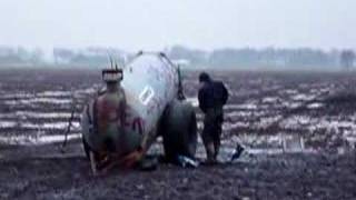 Carbid schieten met tank 3000 liter [upl. by Cathrine]