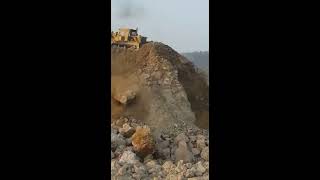 this is how a D9 dozer should work [upl. by Naggem]