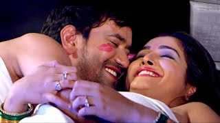 DINESH lal Yadav amp Aamarpali Dubey Getting Cozy आम्रपाली और दिनेश वीडियो [upl. by Paloma]