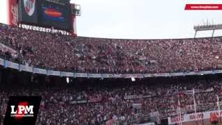 Señores yo soy del gallinero fiesta en River  vs Independiente  Torneo Final 2013 [upl. by Yerfej]