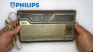 RESTORATION the Vintage 70s Portable PHILIPS Transistor Radio [upl. by Rodina337]