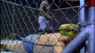 Andre The Giant vs Kamala The Ugandan Giant October 21 1984 Cage Match [upl. by Eelyam899]