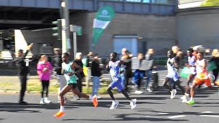 Äthiopier Milkesa Mengesha gewinnt 50 BMW BerlinMarathon [upl. by Ittam]