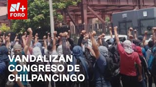 Normalistas de Ayotzinapa Vandalizan el Congreso de Chilpancingo  Paralelo 23 [upl. by Reitrac366]