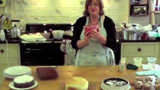 How to make a Steamed Pudding with Sarah Whitaker at Aga Twyford [upl. by Tivad]