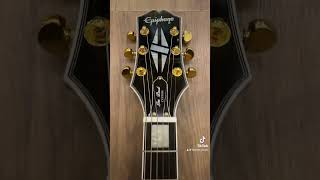 Epiphone Les Paul Custom Ebony [upl. by Threlkeld123]