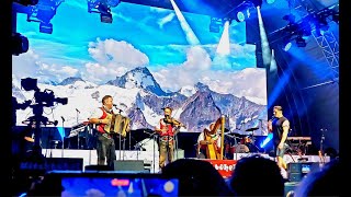 Ursprung Buam gemeinsam mit Andreas Gabalier in Kitzbühel A Steirermadl a Tiroler Bua [upl. by Caassi]