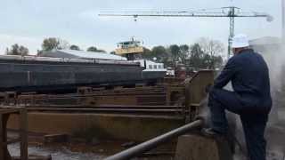 2013 Binnenvaartschip te water laten Wout Liezen Meppel [upl. by Bloomer]