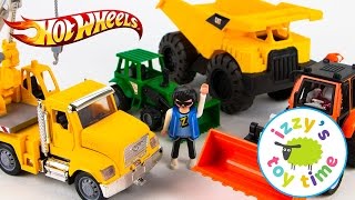 Cars  Tomica Hot Wheels Fast Lane CONSTRUCTION TOYS Fun Toy Cars [upl. by Olodort904]