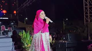 Sumpah  Aina Abdul live at Malam Pesona Seni 2024 [upl. by Sternberg]