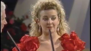 Gabby Logan  Gabrielle Yorath  Rose of Tralee Festival  1991 [upl. by Berriman8]