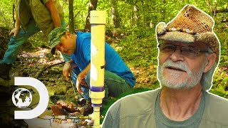 How To Create A Water Pump Using Only Gravity  Moonshiners [upl. by Wayne459]