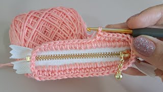 DIY Tutorial  How to crochet mini coin purse with zipper [upl. by Maris]