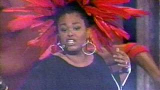 JILL SCOTT LIVE  GIMME [upl. by Alhan]