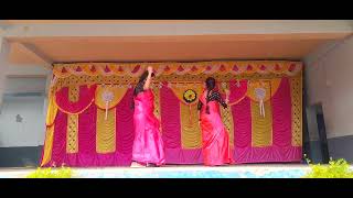 bal diwas pe teachers ka damdar dance  hindi video  st Joseph middle school leela [upl. by Suoirred173]