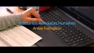 Témoignage Assistante Ressources Humaines [upl. by Ardelis]