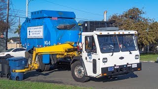 CCC LET2  Heil Rapid Rail Garbage Truck [upl. by Esilahc929]