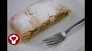 Apfelstrudel mit Mürbteig von Oma [upl. by Htiduy]