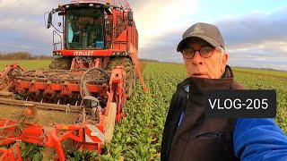 FARMVLOG 205 wortels en suikerbieten rooien [upl. by Onailerua]