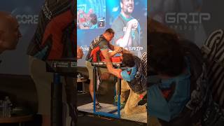 Devan larrat vs Oleg petrenko armwrestling viralvideo sports [upl. by Notpmah]