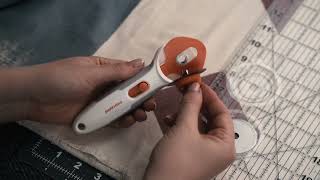 How to change the blade on a Fiskars Rotary Cutter [upl. by Dippold]