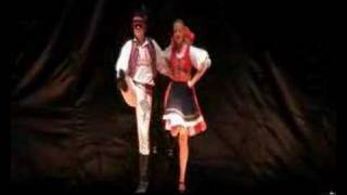 Slovakian folk dance Parchoviansky cardas Ej na tarki [upl. by Matthus]