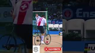 Gol de bicicleta shorts shortvideo futbol soccer fails funny fypシ゚ video viral cracks [upl. by Yttak]