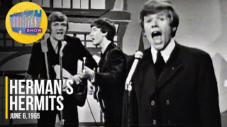 Hermans Hermits quotHenry The VIII I Amquot on The Ed Sullivan Show [upl. by Keryt125]