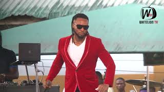 Flavour  Osondi Owendi Live [upl. by Arze]