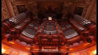 XAVER VARNUS PLAYS BACHS TOCCATA amp FUGUE IN THE BERLINER DOM [upl. by Osicran]