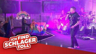 Kerstin Ott  Regenbogenfarben Ich find Schlager toll LIVE [upl. by Colier]