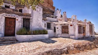 Casas cueva en Cuevas del Campo Granada [upl. by Gerhardt]