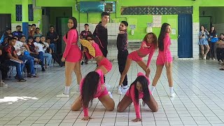 Dança Líderes de Torcida Equipe Rosa  Tarde  GINCANA HCS [upl. by Seavey]