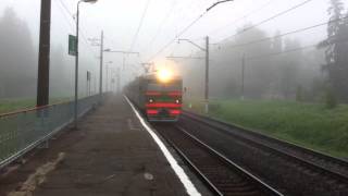 Trainspotting in Russia  quotelektrichkaquot  regional passenger train [upl. by Assiruam]